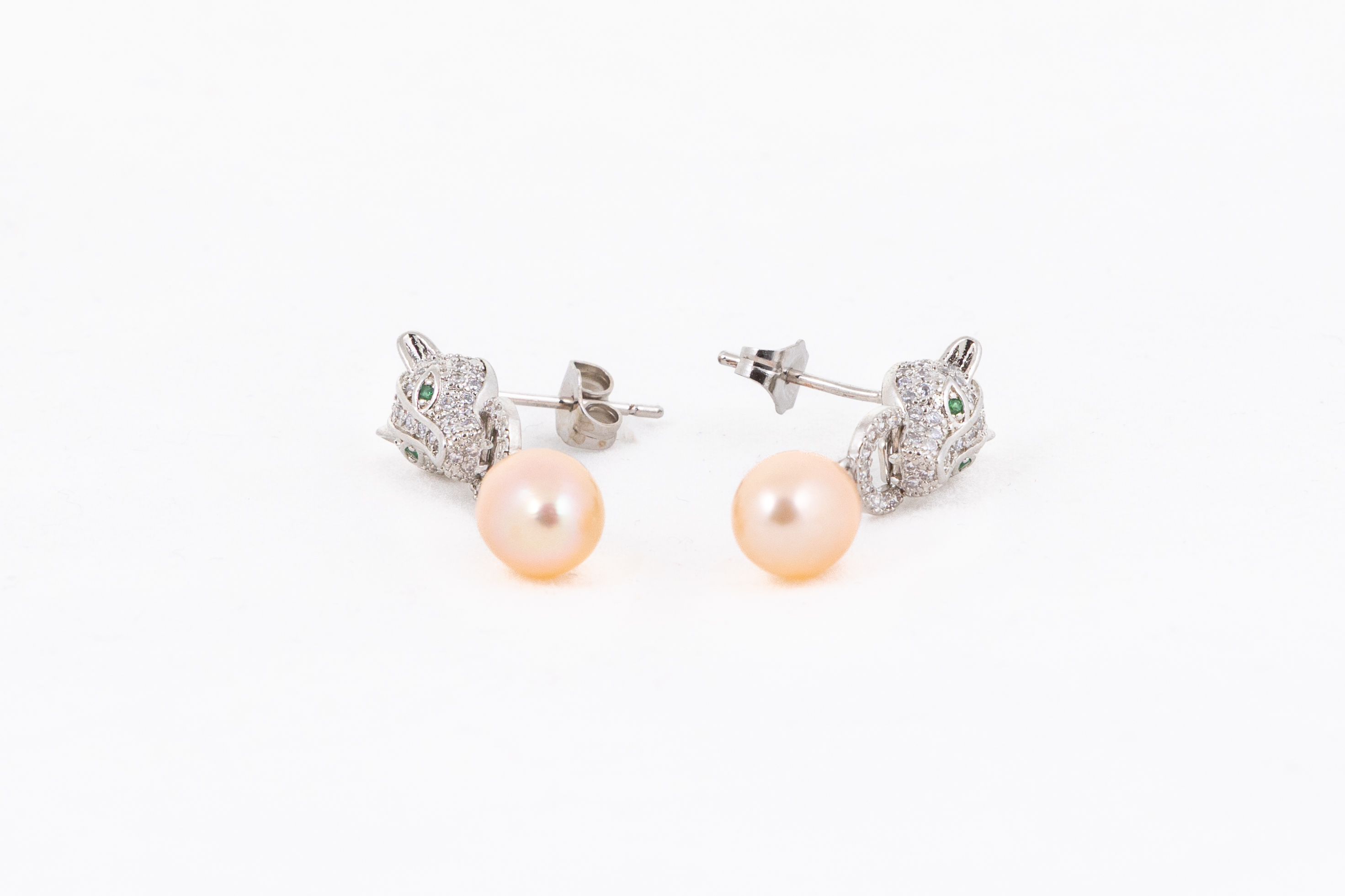 Cercei cu perle Biwa roz "Feline Grace"