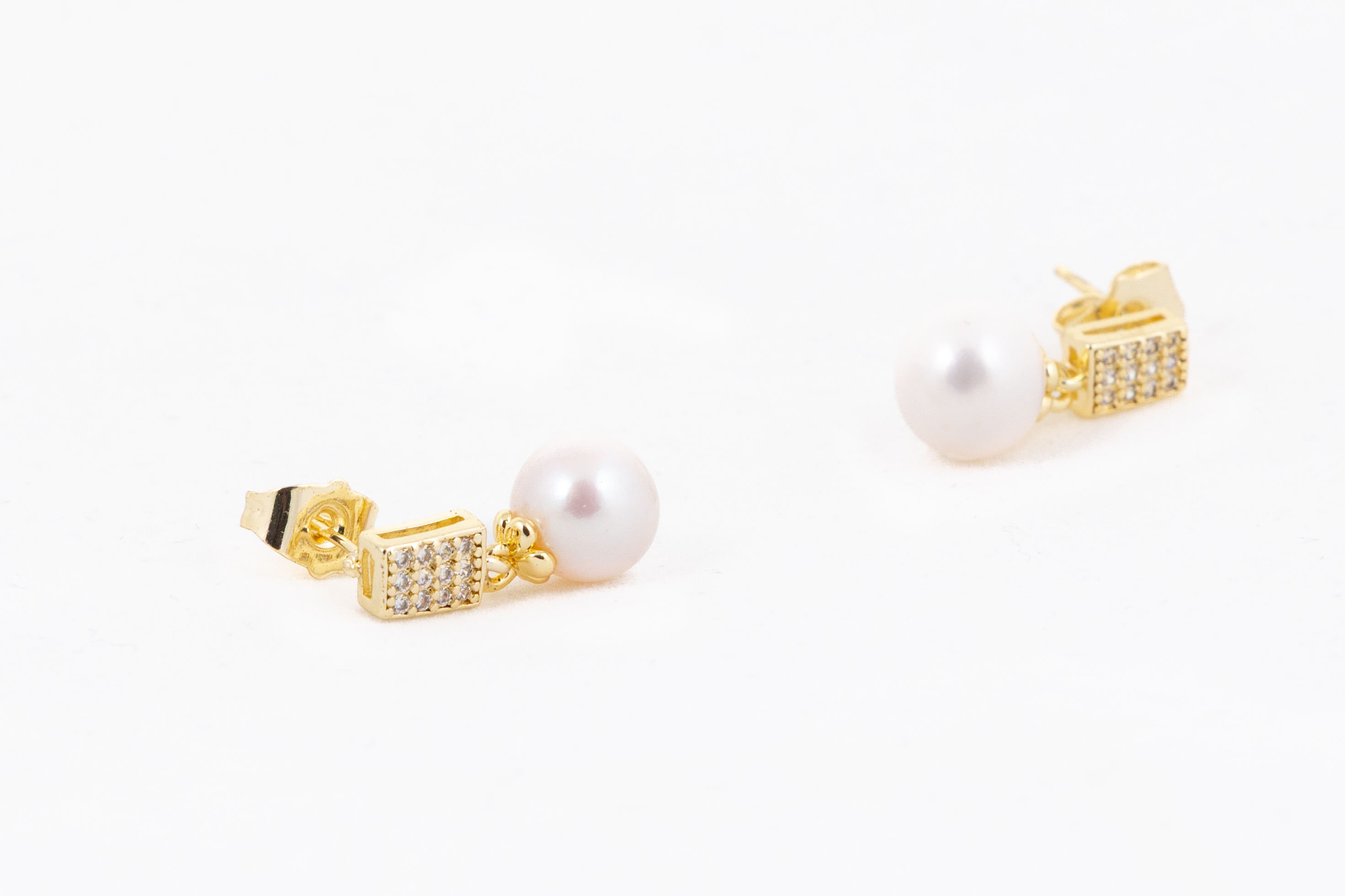 Cercei cu perle Biwa 