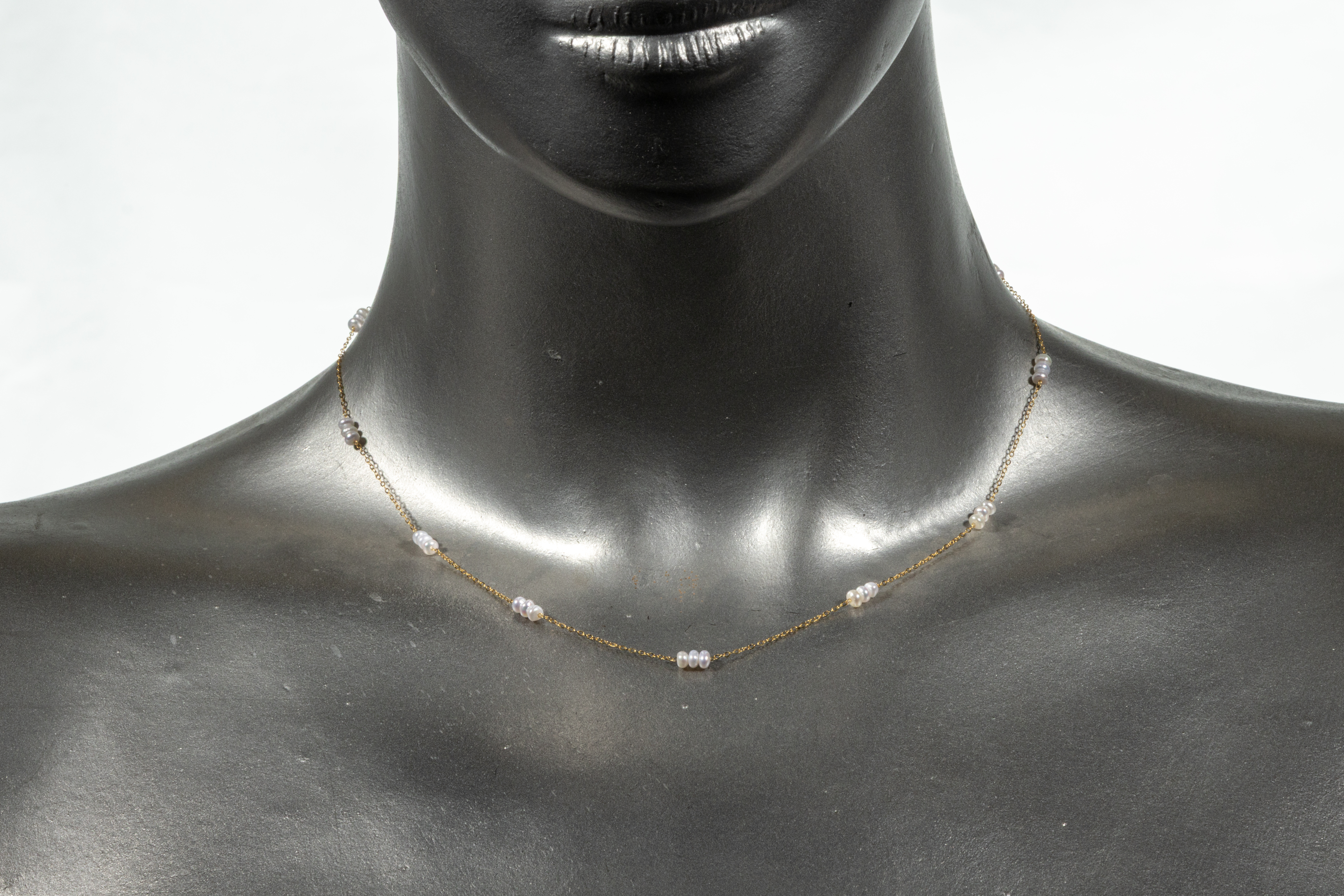 Colier auriu cu perle fine de apă dulce tip 