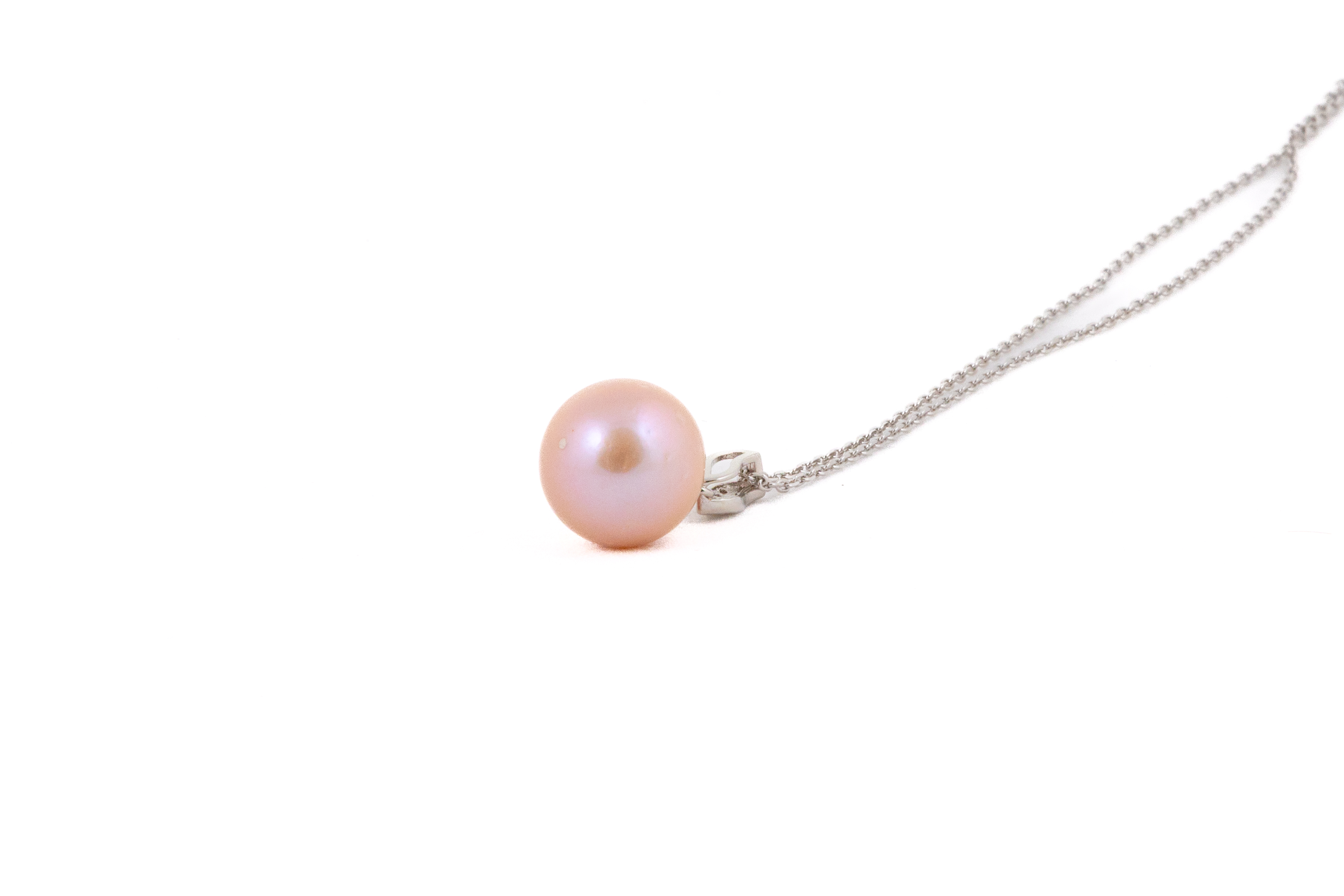 Pandantiv rotund cu perlă roz de apă dulce si lanț argintiu - Imagine 2