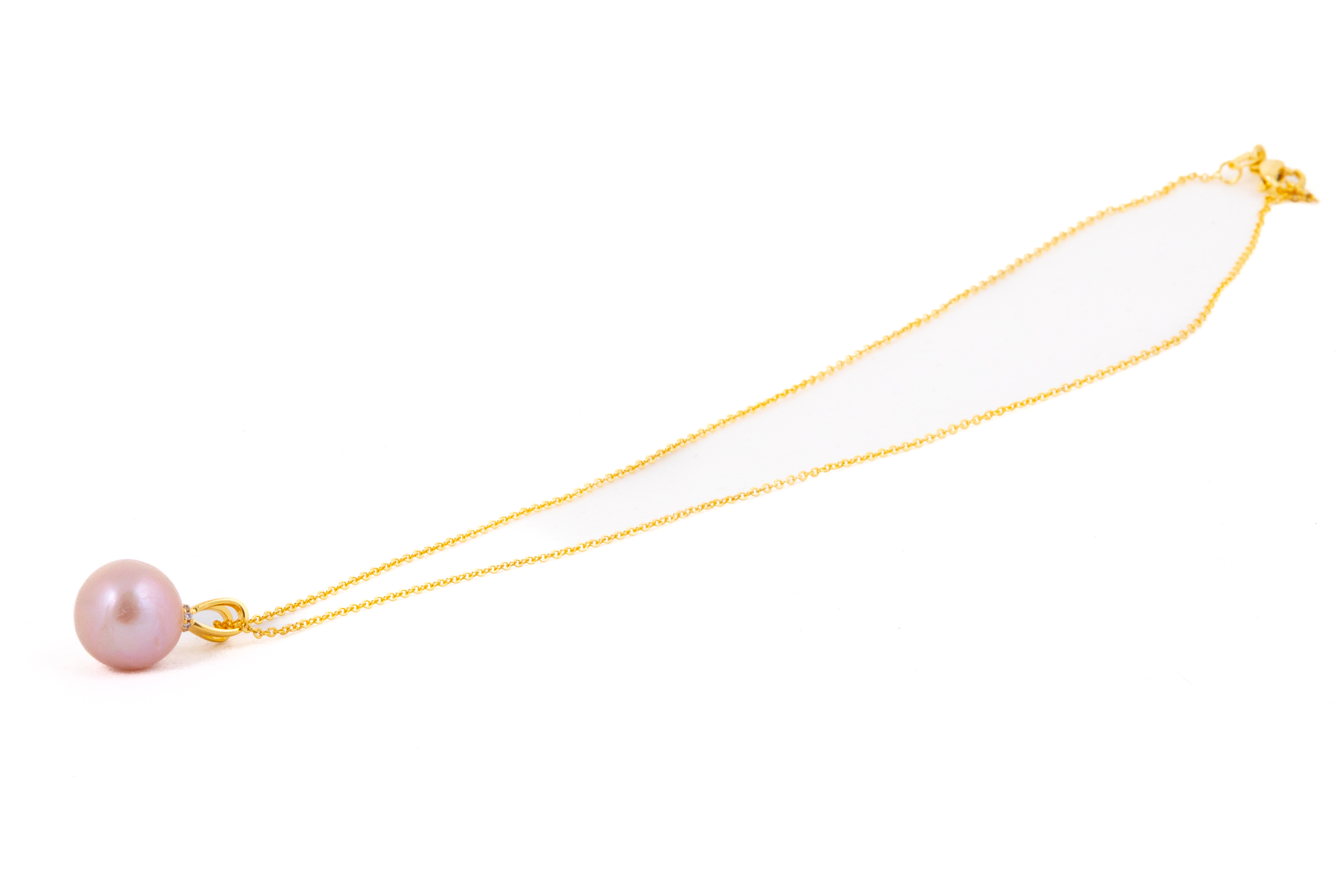 Pandantiv rotund cu perlă roz de apă dulce si lanț auriu elegant - Imagine 2